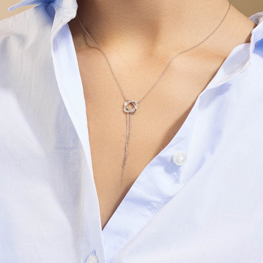 Model wearing Jewellers District's Twist Diamond Pavé Lariat Necklace in 10k Rose Gold #2